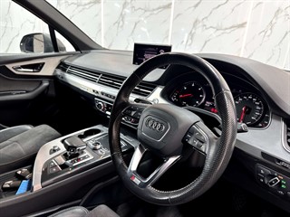 Used Audi Q7 from Love Car Deals