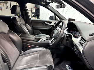 Used Audi Q7 from Love Car Deals