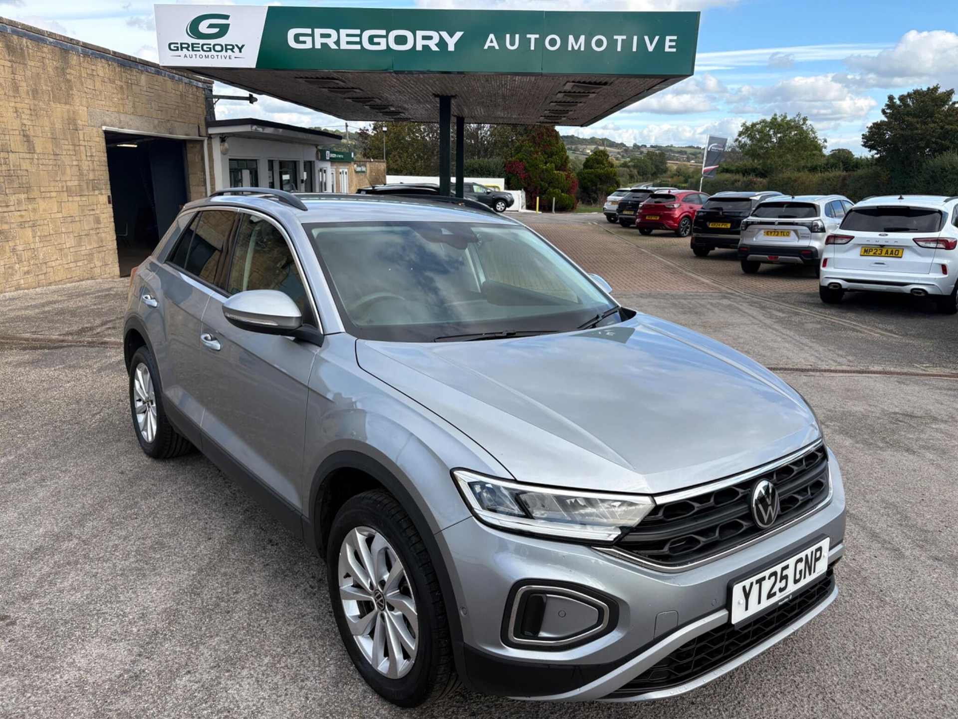 2025 Volkswagen T-Roc