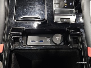 Used Land Rover Discovery from 365 Motors