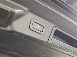 Used Land Rover Range Rover Velar from 365 Motors