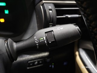 Used Lexus RC 300h from 365 Motors