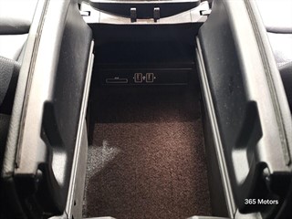 Used Mercedes C200 from 365 Motors