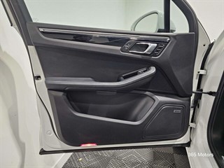Used Porsche Macan from 365 Motors