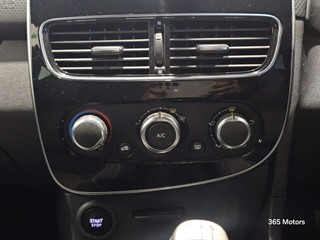 Used Renault Clio from 365 Motors