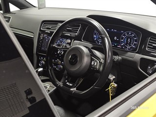 Used Volkswagen Golf from 365 Motors