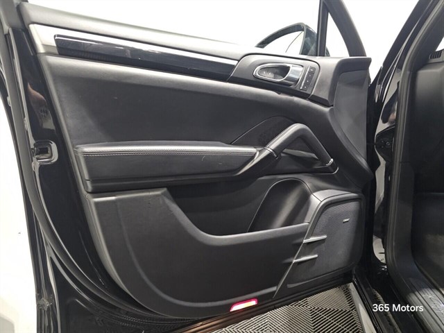 Used Porsche Cayenne
