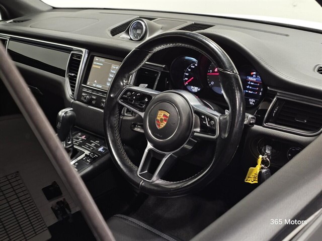 Used Porsche Macan