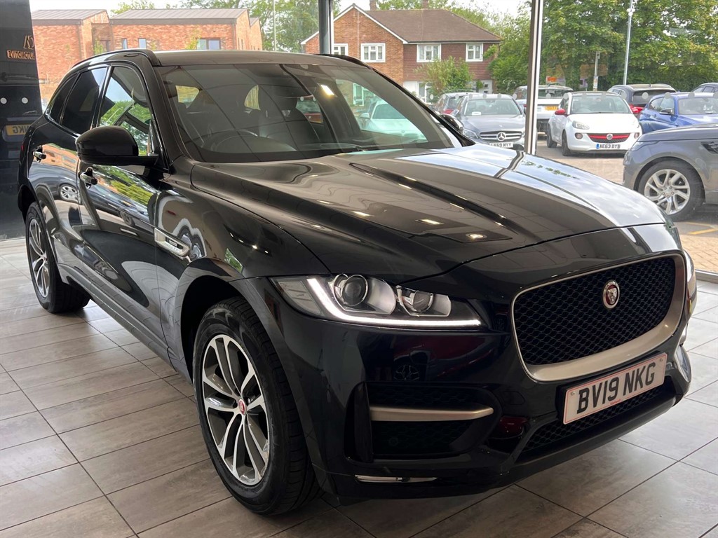 2019 Jaguar F-PACE