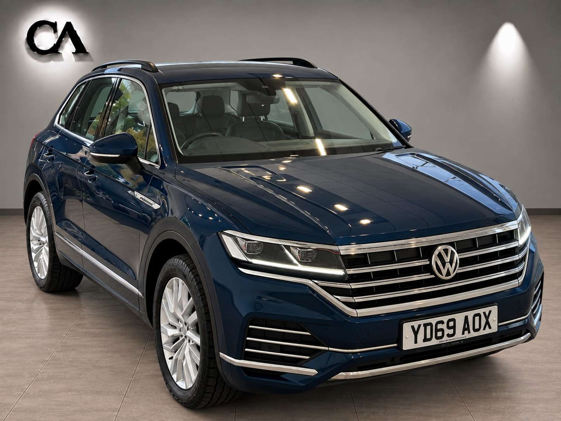 2019 Volkswagen Touareg