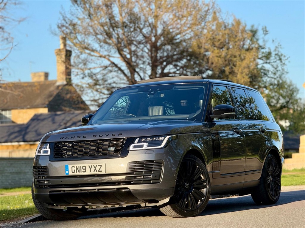 Used Land Rover Range Rover from Bedford Cars