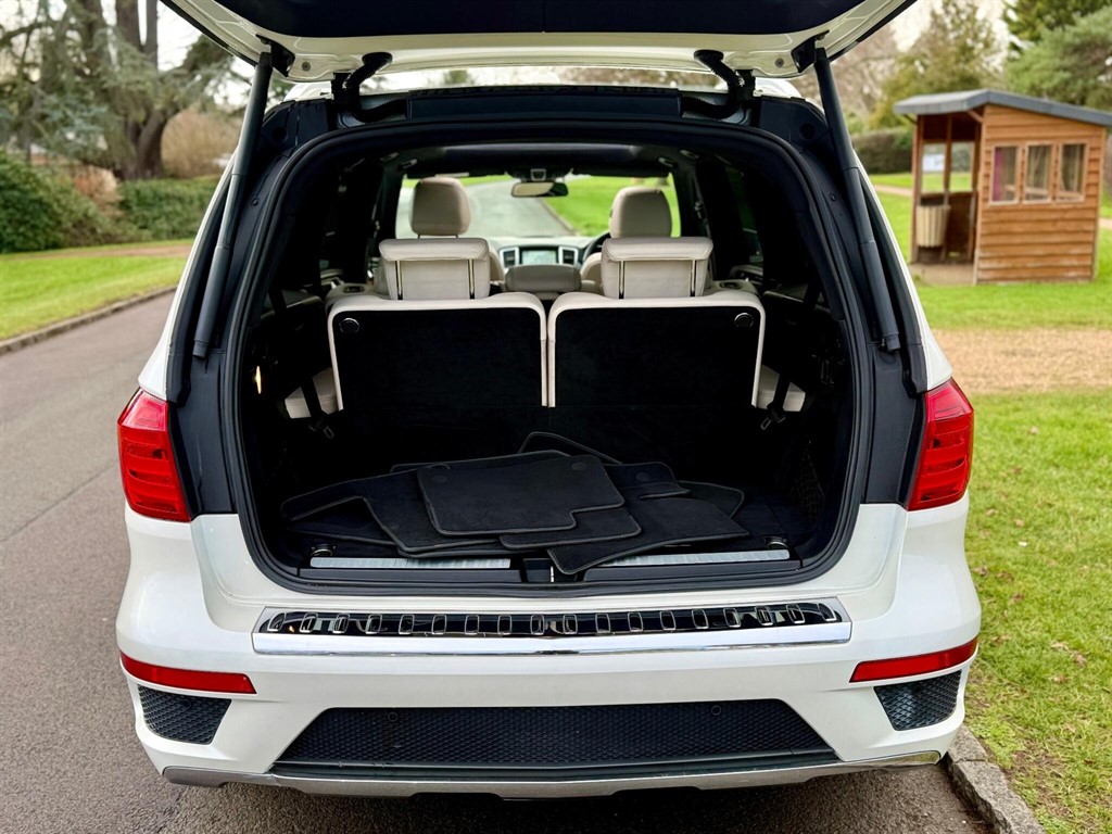 Used Mercedes GL350 from Bedford Cars