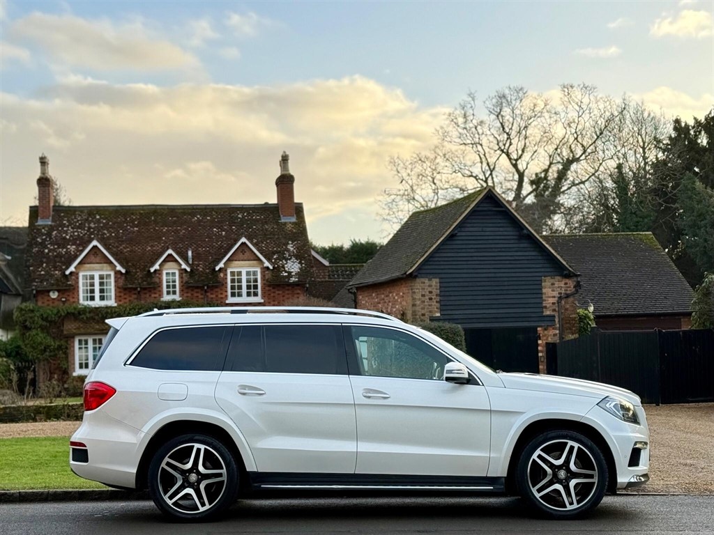 Used Mercedes GL350 from Bedford Cars