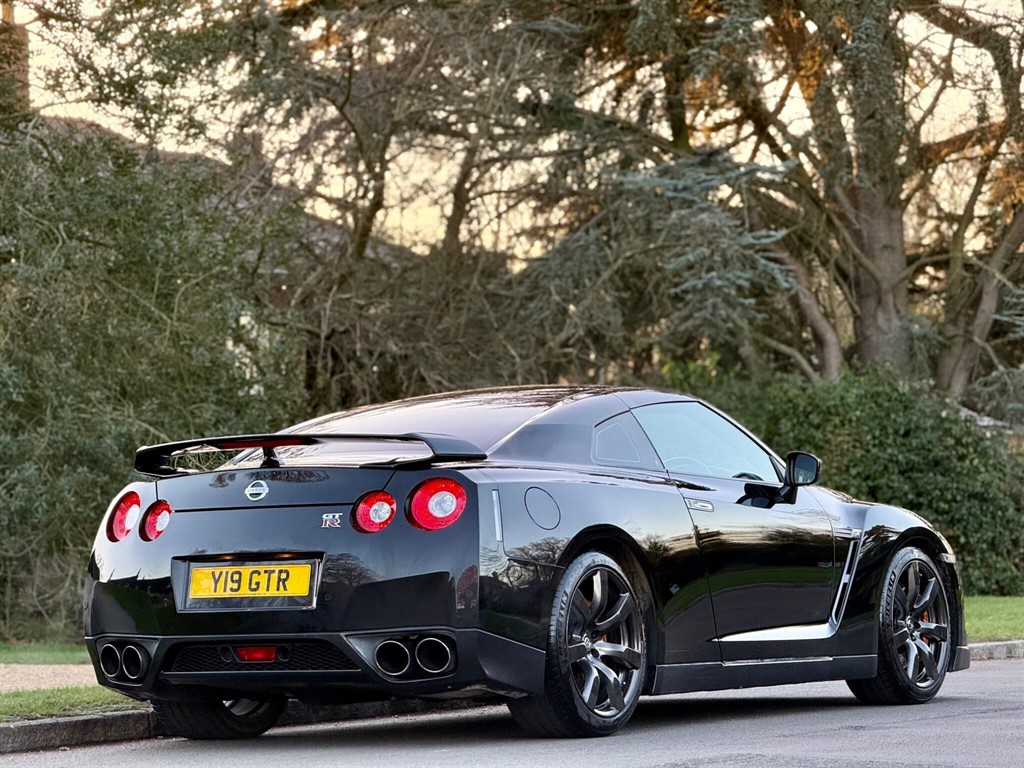 Used Nissan GT-R from Bedford Cars