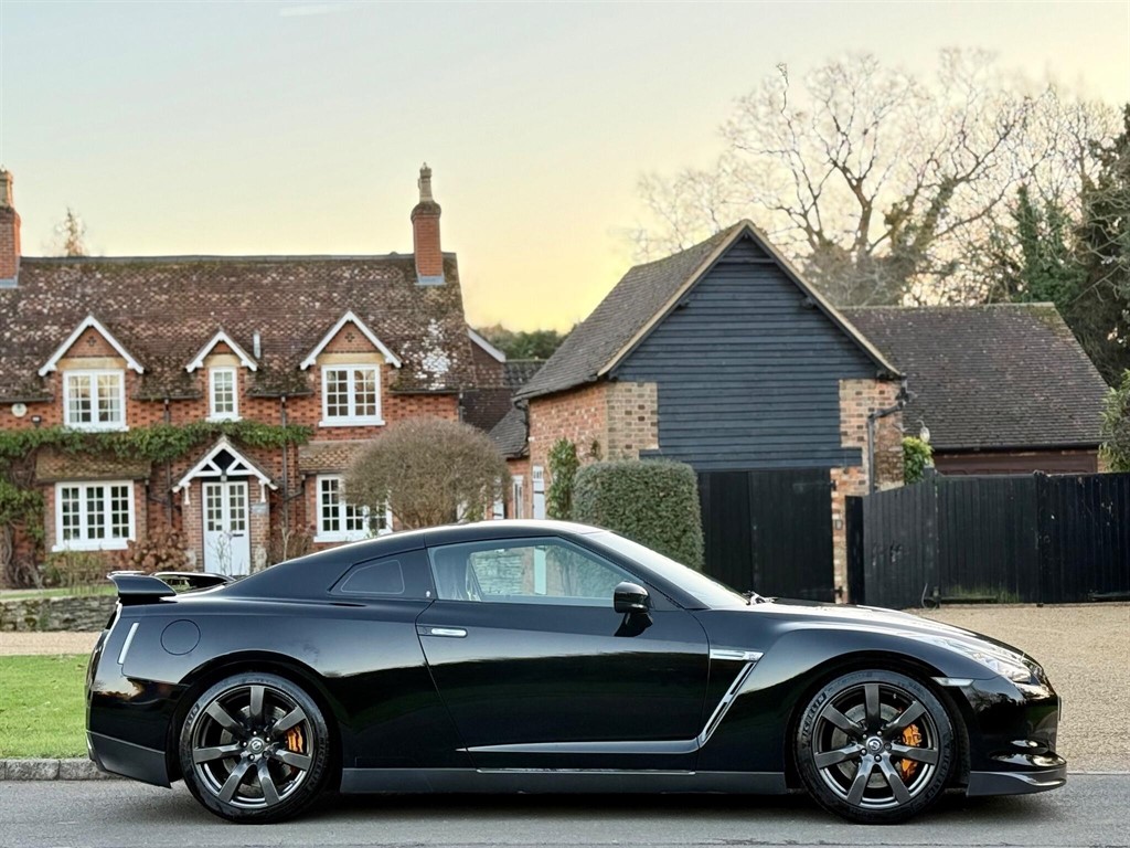 Used Nissan GT-R from Bedford Cars