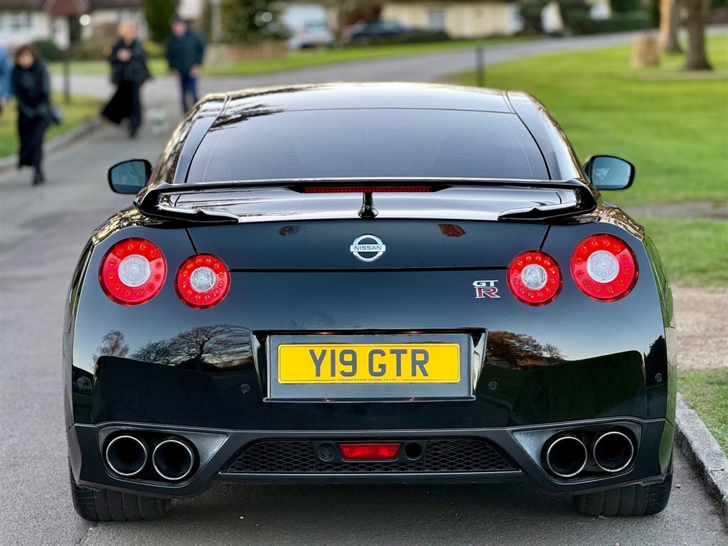 Used Nissan GT-R from Bedford Cars