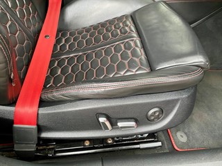 Used Audi RS6 Avant from Bedford Cars