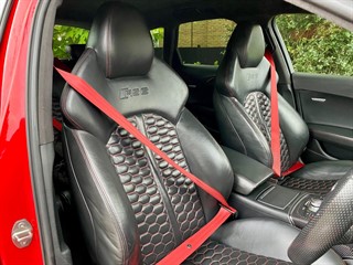Used Audi RS6 Avant from Bedford Cars