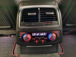 Used Audi RS6 Avant from Bedford Cars