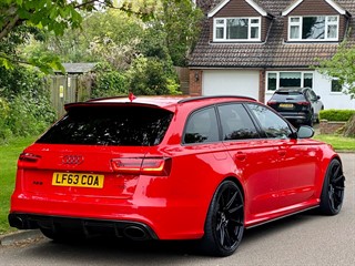 Used Audi RS6 Avant from Bedford Cars