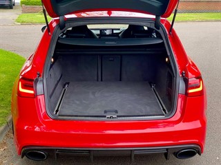 Used Audi RS6 Avant from Bedford Cars