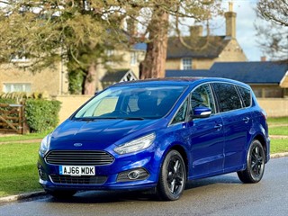 Used Ford S-Max from Bedford Cars