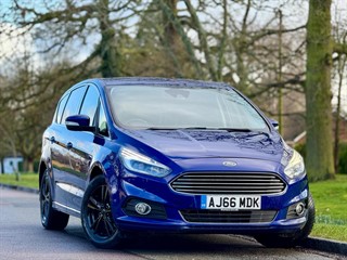 Used Ford S-Max from Bedford Cars