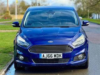 Used Ford S-Max from Bedford Cars