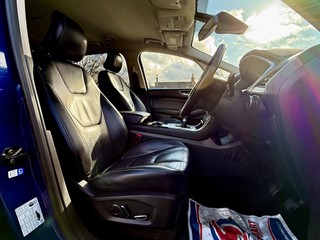 Used Ford S-Max from Bedford Cars