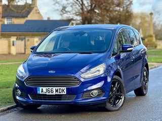 Used Ford S-Max from Bedford Cars