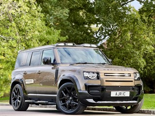 Used Land Rover Defender 110 from Bedford Cars