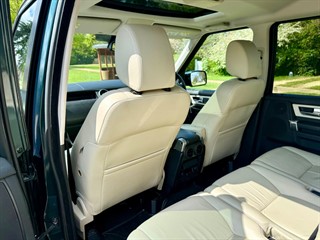 Used Land Rover Discovery from Bedford Cars