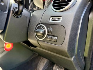 Used Land Rover Discovery from Bedford Cars