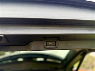 Used Land Rover Discovery from Bedford Cars