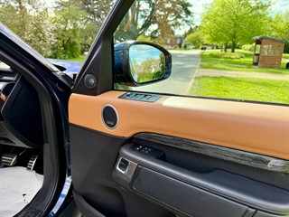 Used Land Rover Discovery from Bedford Cars