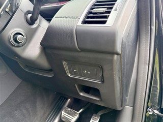 Used Land Rover Discovery from Bedford Cars