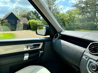 Used Land Rover Discovery from Bedford Cars