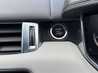 Used Land Rover Range Rover Sport from Bedford Cars