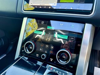 Used Land Rover Range Rover from Bedford Cars