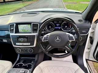 Used Mercedes GL350 from Bedford Cars