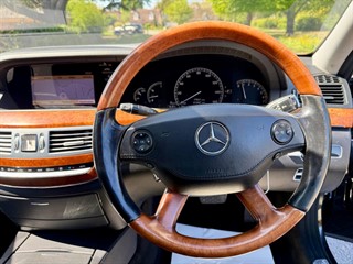 Used Mercedes S500 from Bedford Cars