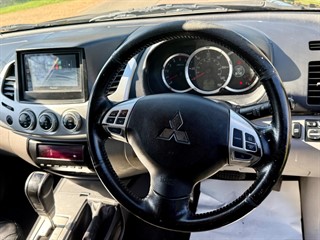 Used Mitsubishi L200 from Bedford Cars