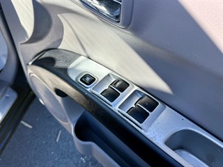 Used Mitsubishi L200 from Bedford Cars