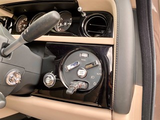 Used Rolls-Royce Phantom from Bedford Cars