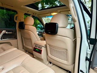 Used Toyota Land Cruiser from Bedford Cars