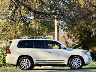 Used Toyota Land Cruiser from Bedford Cars