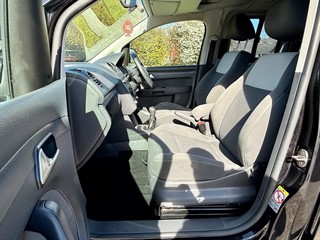 Used Volkswagen Caddy Maxi Life from Bedford Cars