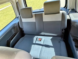 Used Volkswagen Caddy Maxi Life from Bedford Cars