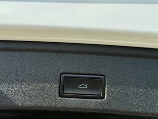 Used Volkswagen Touareg from Bedford Cars