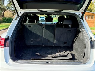 Used Volkswagen Touareg from Bedford Cars